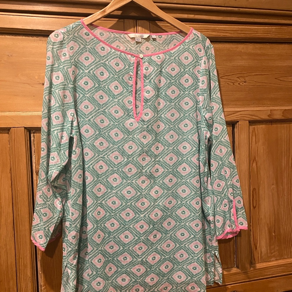 Boden green and pink geometric print tunic blouse